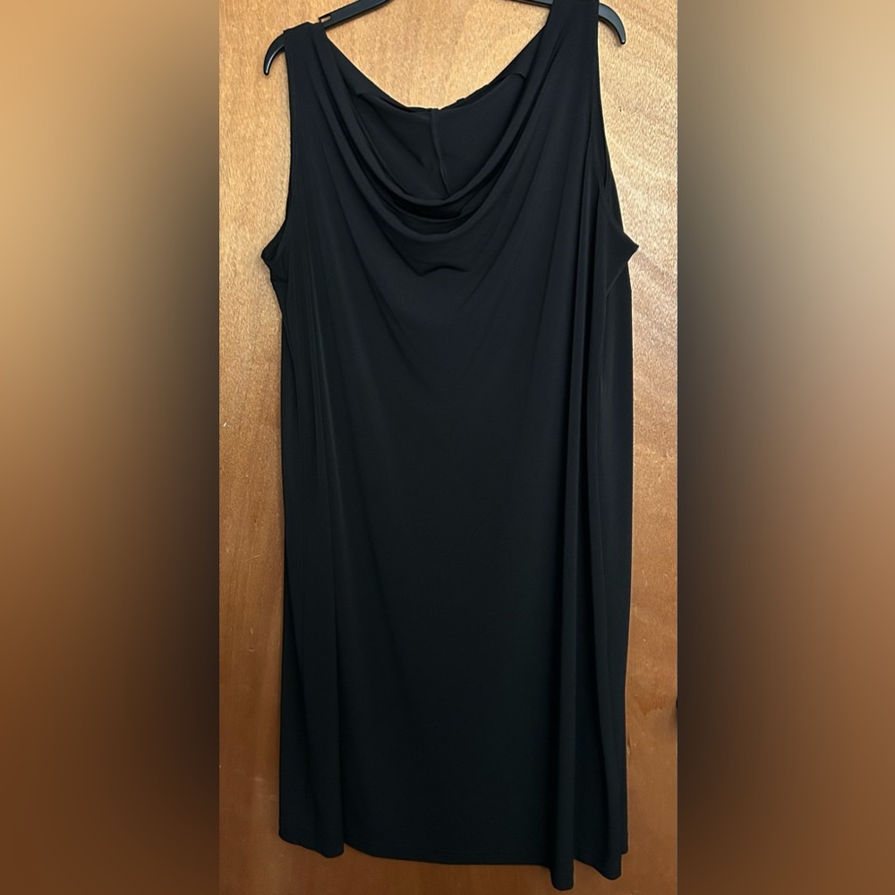 Elegant Black Sleeveless Dress
